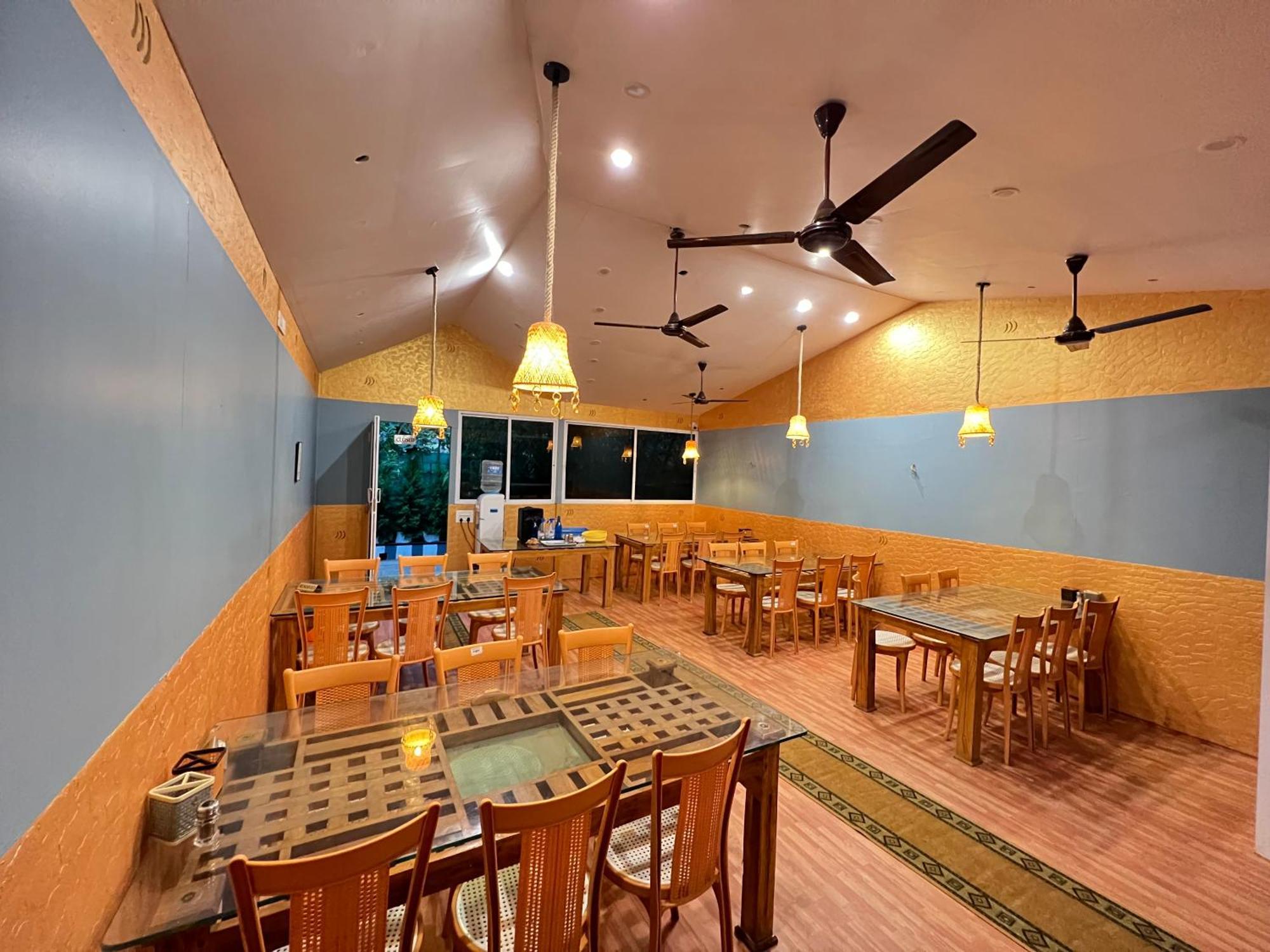 The Midway Jungle Resort Masinagudi Exterior foto